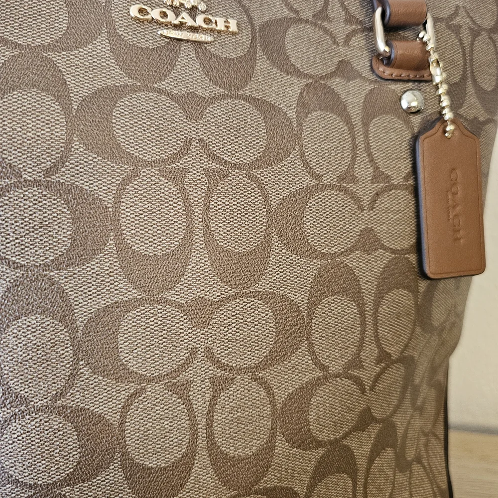 COACH Classic Brown Signature Tote Bag (Medium) - Picture 3 of 15